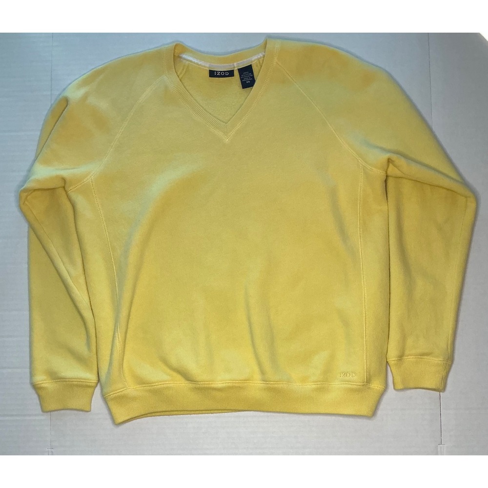 Vintage IZOD Butter Yellow V-Neck Sweatshirt Fleece Pullover Classic Preppy